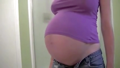 A 21 yr old Pregnant Wearing Her Clothes